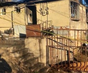 Descubren cuerpo calcinado dentro de vivienda incendiada