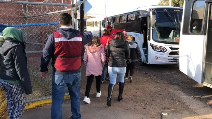 Continúa programa de vacunación para niños sin documentos en Nogales