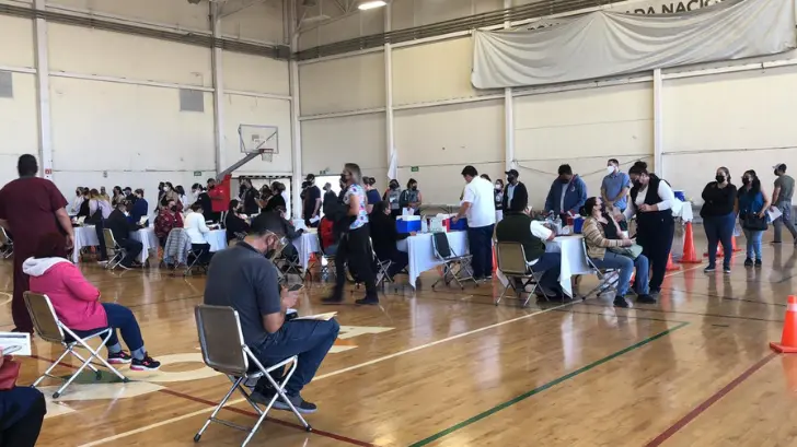 Inicia jornada de vacunación de refuerzo para treintañeros en Hermosillo