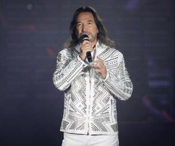 El Buki en Hermosillo hace olvidar el frío