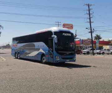 Así es como choferes de autobuses evitan el bloqueo yaqui en Loma de Guamúchil