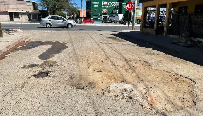 Ninguna calle se salva: Vecinos de la Progresista están cansados de los baches