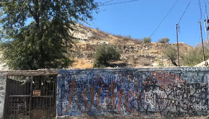 Desatención y falta de vigilancia, denuncian vecinos de El Apache