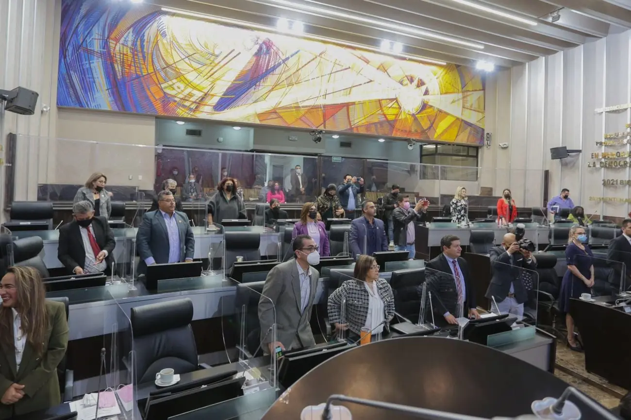 Miembros del Congreso del Estado reciben curso de Lengua de Señas Mexicana