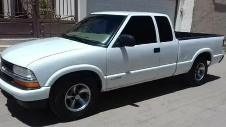 Le roban automóvil extranjero y no lo pudo denunciar