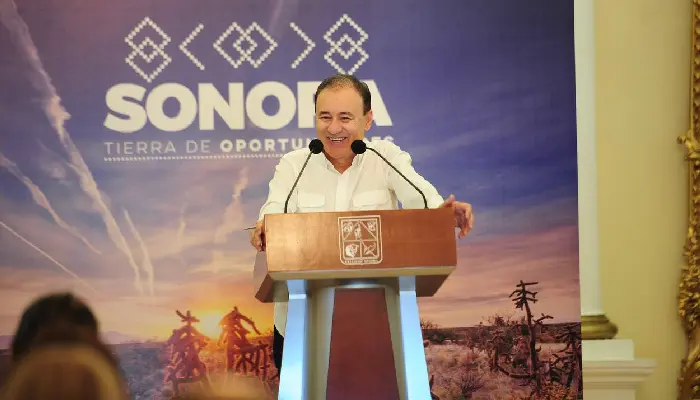 Alfonso Durazo invita a adultos mayores para recibir apoyo