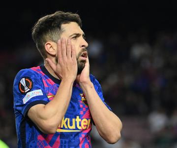 Un FC Barcelona sin brillo se despide de Europa; el Frankfurt a Semis