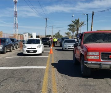 Bachean calles de Bahía de Kino para recibir a vacacionistas