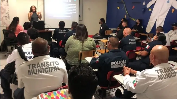 Dan capacitación a Policía Municipal sobre protección animal