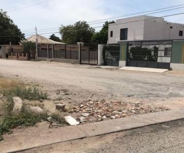 Vecinos de la colonia Y Griega denuncian suciedad y abandono