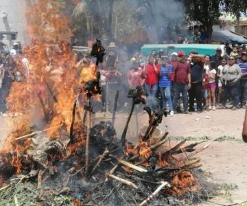 Fariseos Mayos realizan ceremonia de quema de máscaras