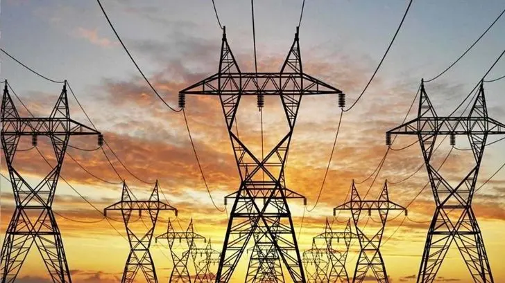 Ordenan a AMLO y Sener dejar de aplicar reforma eléctrica