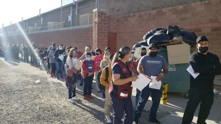 Continúa vacunación a menores en la frontera de Nogales