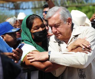 AMLO ordena restituir tierras al pueblo yaqui