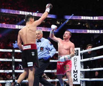 Bivol va por todo; revancha contra Canelo sería en supermedianos