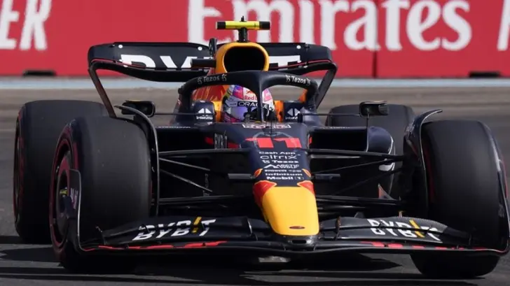 Checo Pérez saldrá cuarto en Miami; pole para Leclerc