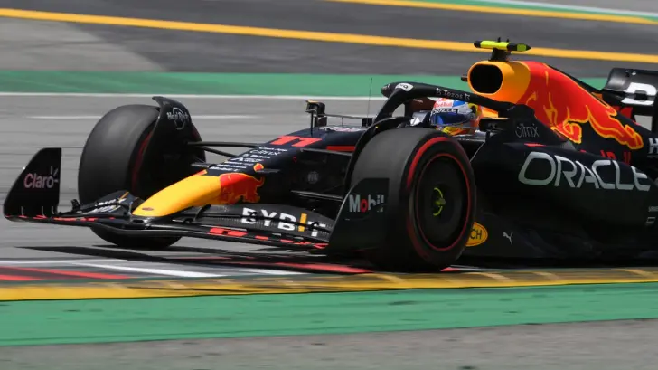 Checo Pérez arrancará segundo en el Gran Premio de Azerbaiyán