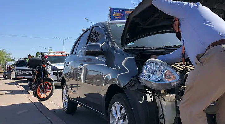 Accidente sobre el bulevar Solidaridad deja dos lesionados