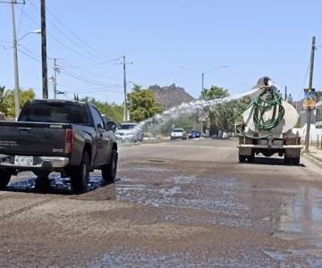 Reparan escandalosa fuga de drenaje en bulevares de Guaymas