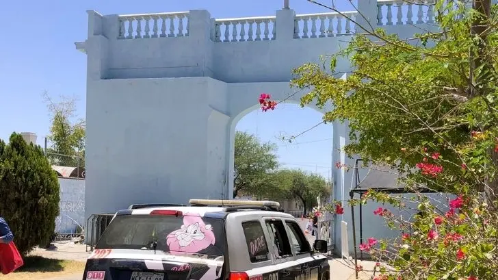Día de las Madres; Hermosillenses festejan a las mamás difuntas