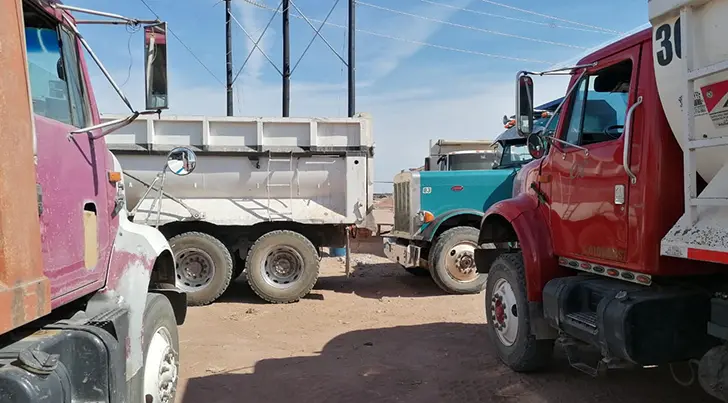 Transportistas se unen al paro laboral en el Parque Fotovoltaico de Navojoa