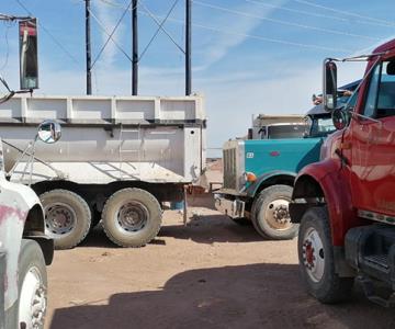 Transportistas se unen al paro laboral en el Parque Fotovoltaico de Navojoa