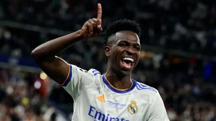 Vinicius y Courtois dan la Champions 14 al Real Madrid