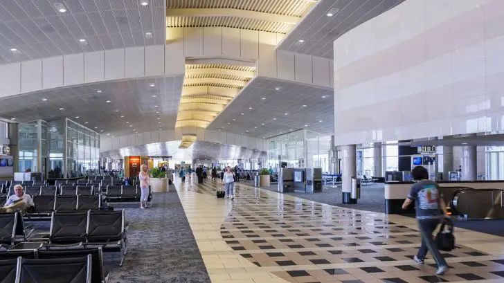 Esta medida será obligatoria para viajeros extranjeros en aeropuertos