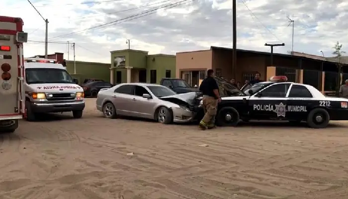 SLRC: Choque de patrulla con unidad civil deja herido a oficial