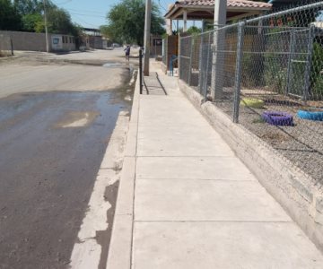 Fugas de aguas negras rodean jardín de niños “Tomás Grijalva Dávila”