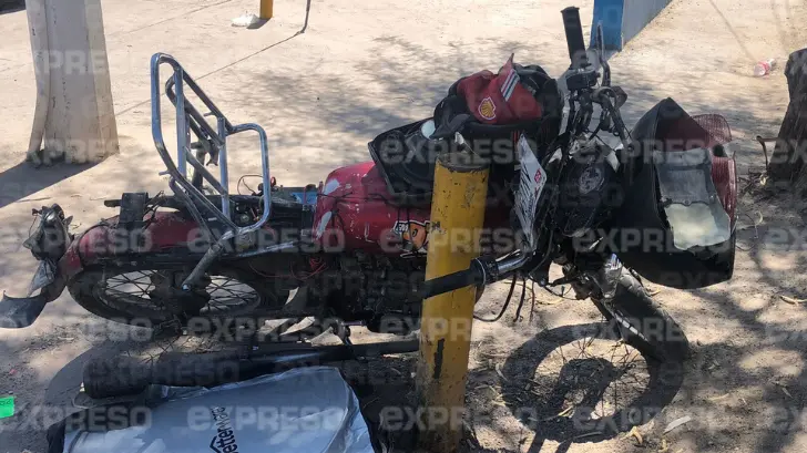 Accidente de tránsito al norte de Hermosillo deja a un motociclista lesionado